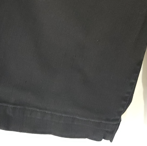 Levi's 515 Bermuda Shorts, size 6 - Picture 3 of 8